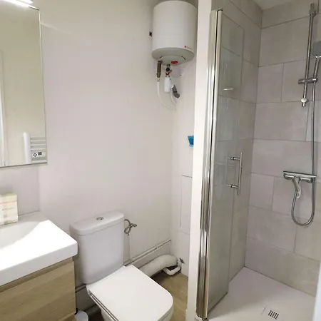 Apartamento 2 Pieces Renove Proche Avec Parking Prive - Fr-1-307-292 Le Grau-du-Roi