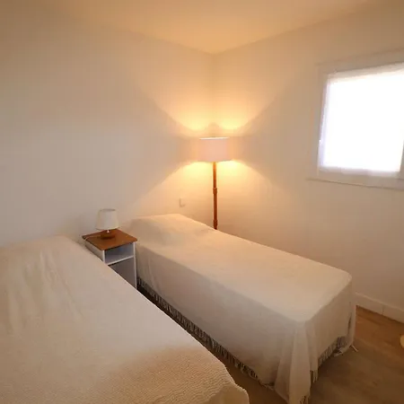 2 Pieces Renove Proche Avec Parking Prive - Fr-1-307-292 르그로뒤후아